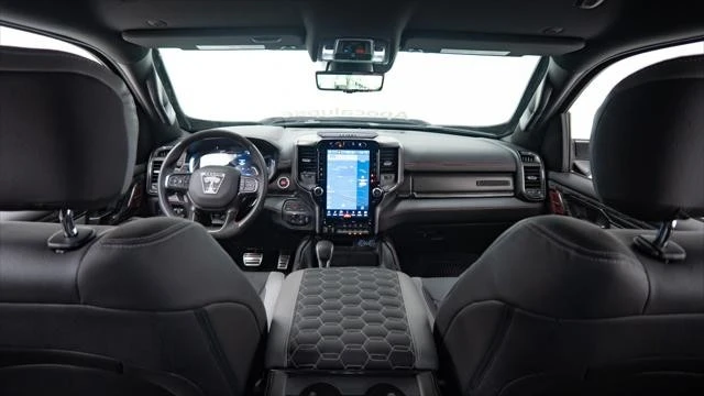 2024 Ram 1500 - Image 3 of 31