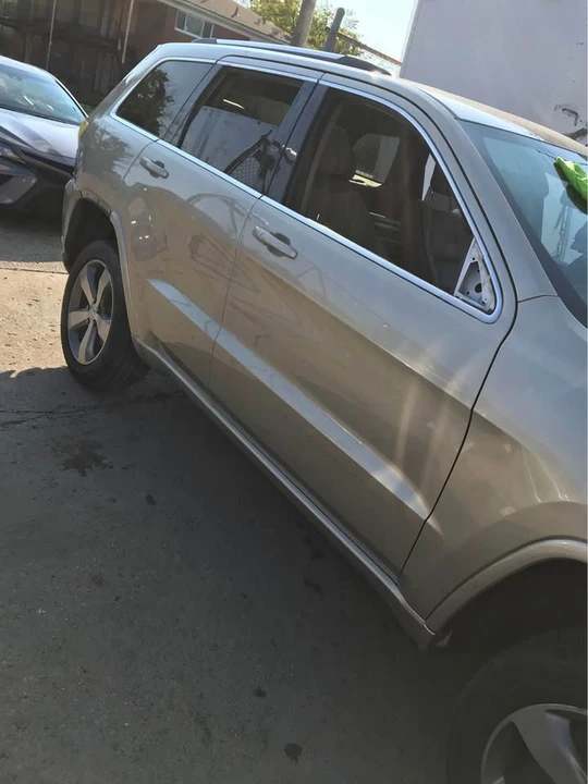 2024 Aston Martin DB12 - Image 17 of 17