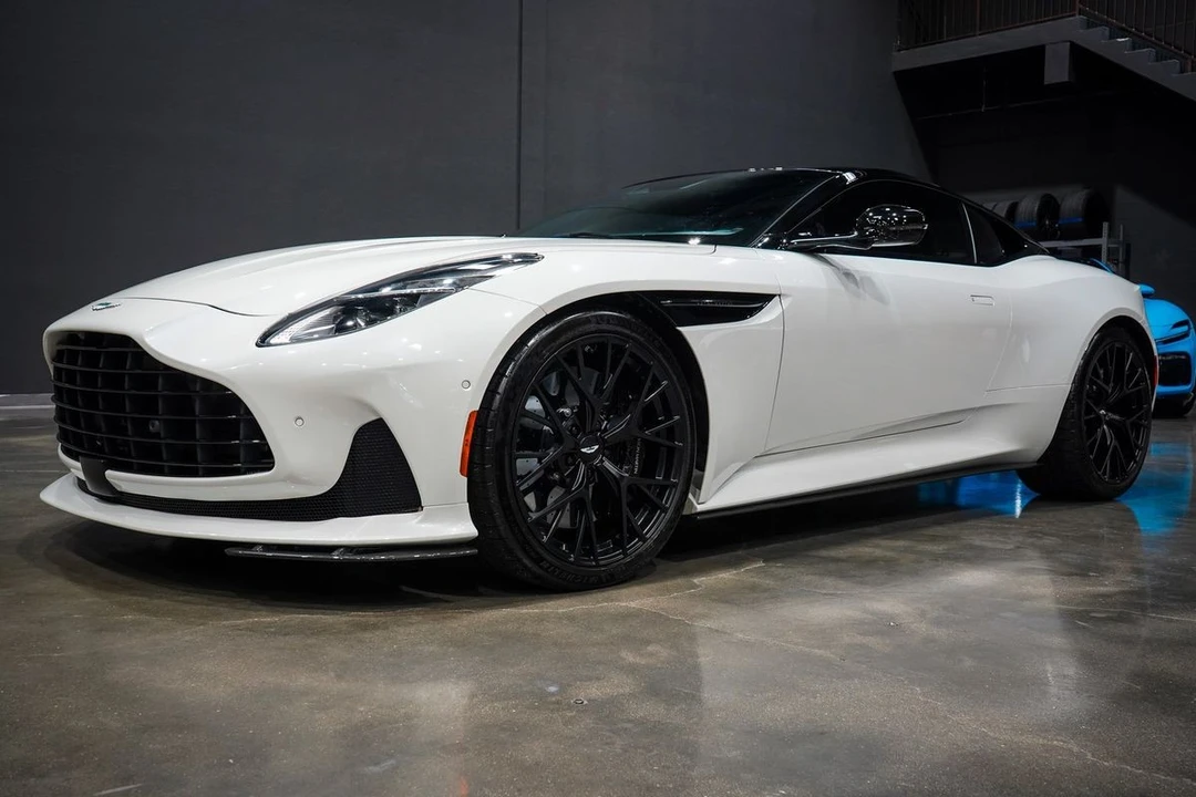 2024 Aston Martin DB12 - Image 11 of 31