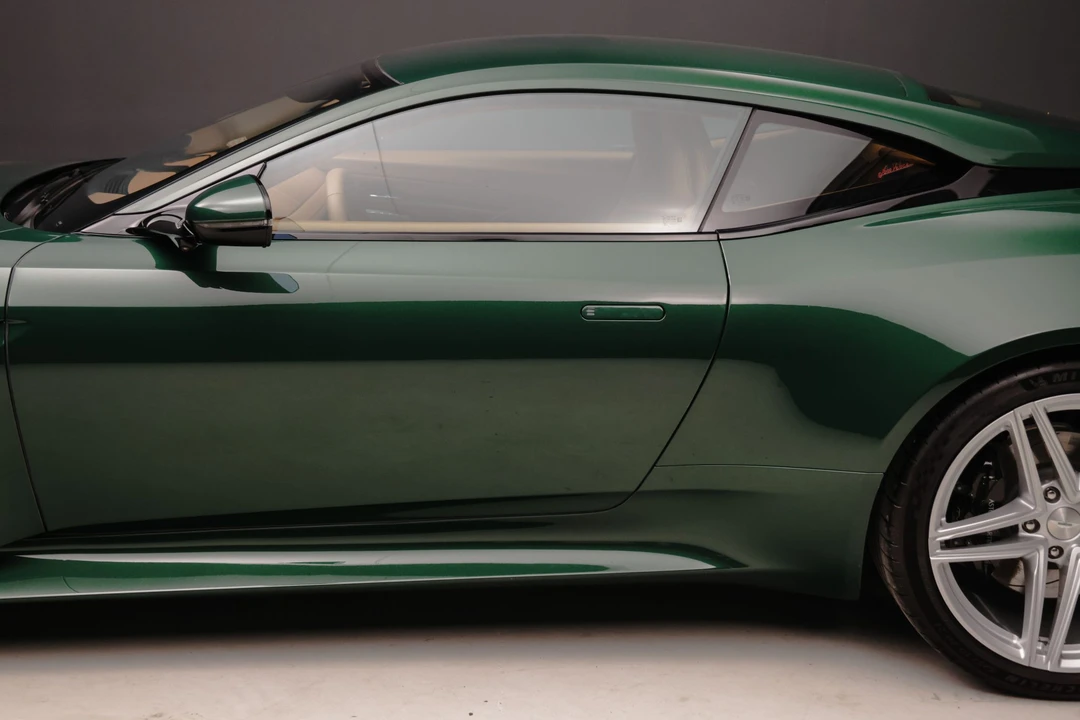2024 Aston Martin DB12 - Image 21 of 31