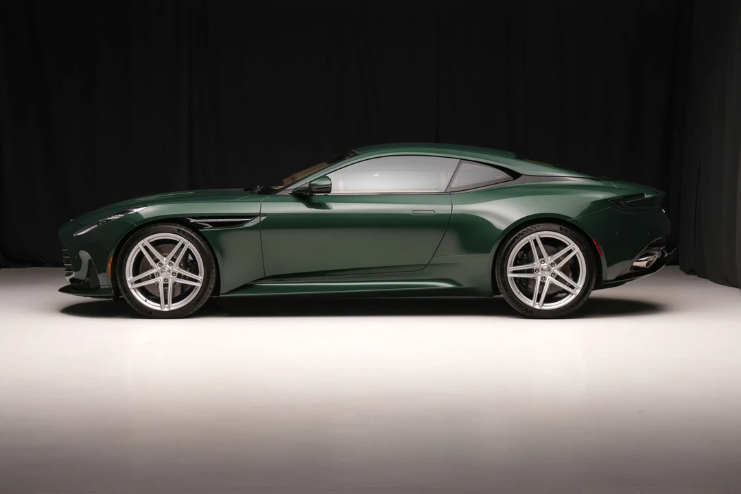 2024 Aston Martin DB12 - Image 4 of 31