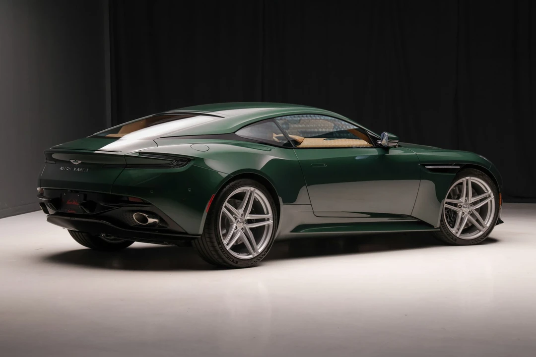 2024 Aston Martin DB12 - Image 9 of 31
