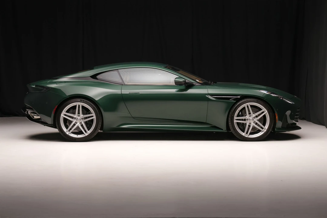 2024 Aston Martin DB12 - Image 10 of 31
