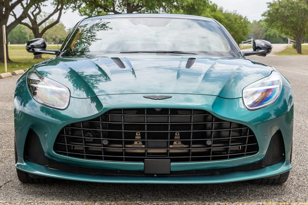 2024 Aston Martin DB12 - Image 13 of 31