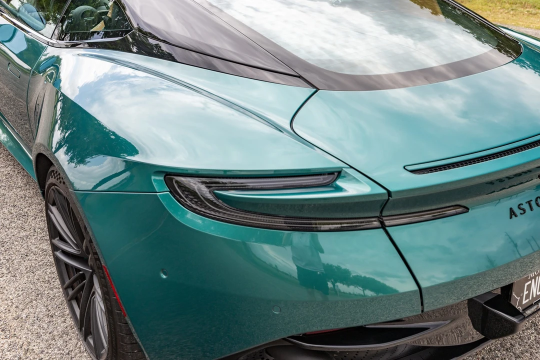 2024 Aston Martin DB12 - Image 28 of 31