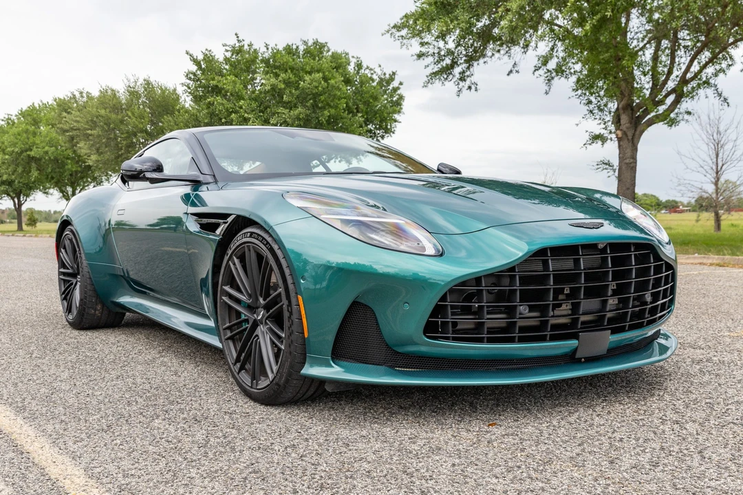 2024 Aston Martin DB12 - Image 10 of 31