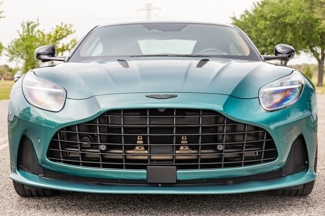 2024 Aston Martin DB12 - Image 14 of 31