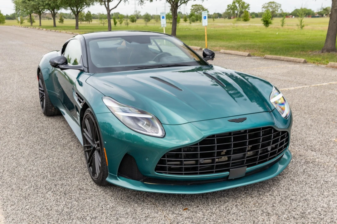 2024 Aston Martin DB12 - Image 11 of 31