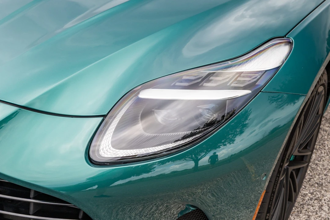 2024 Aston Martin DB12 - Image 21 of 31