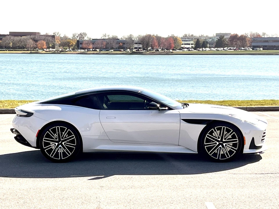 2024 Aston Martin DB12 - Image 13 of 31