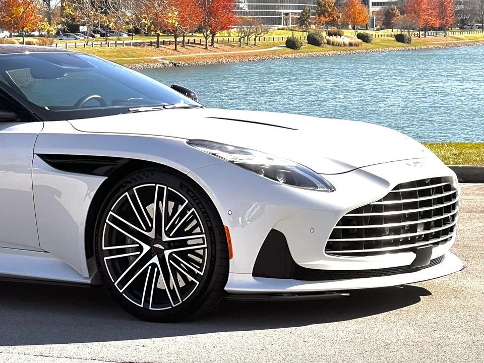 2024 Aston Martin DB12 - Image 24 of 31