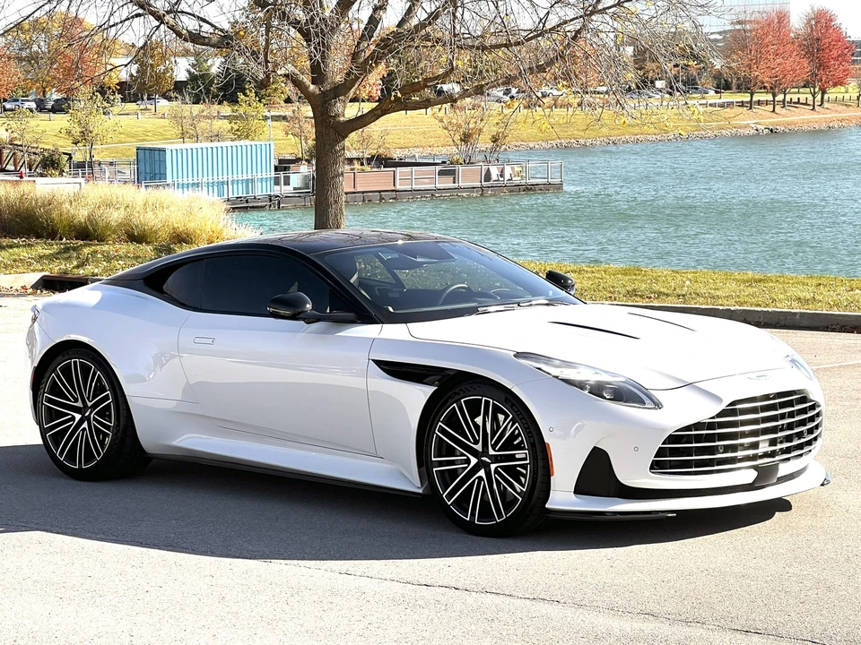 2024 Aston Martin DB12 - Image 12 of 31