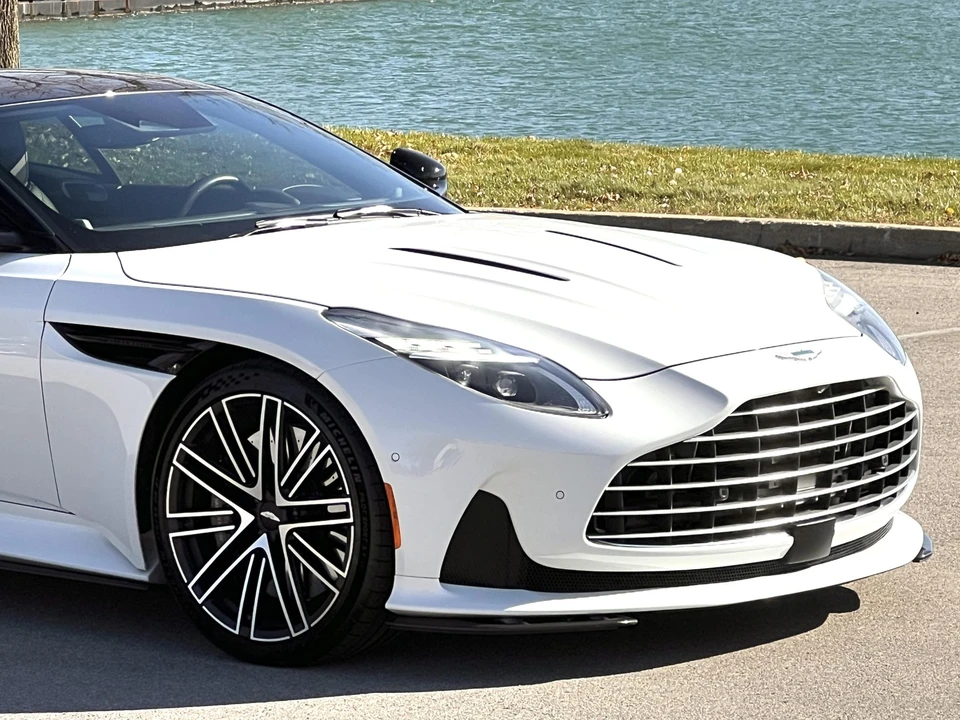 2024 Aston Martin DB12 - Image 23 of 31