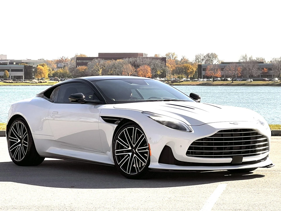 2024 Aston Martin DB12 - Image 10 of 31