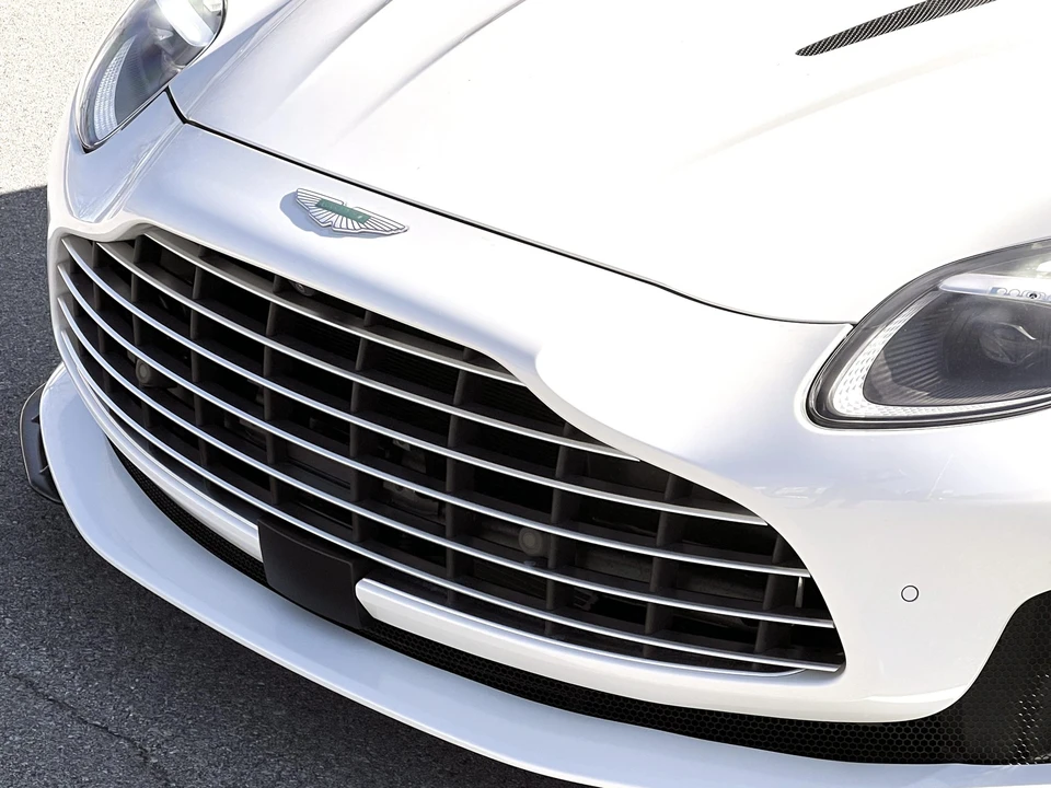 2024 Aston Martin DB12 - Image 21 of 31
