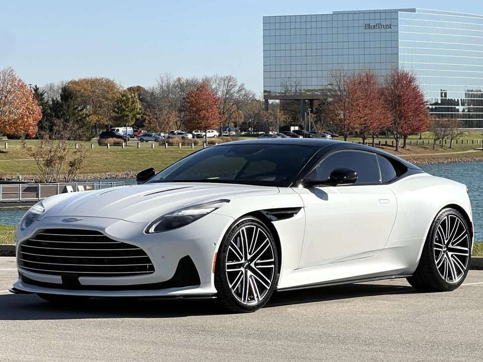 2024 Aston Martin DB12 - Image 5 of 31