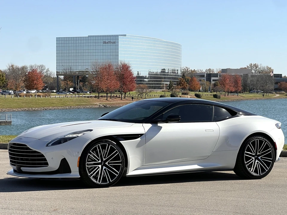 2024 Aston Martin DB12 - Image 3 of 31