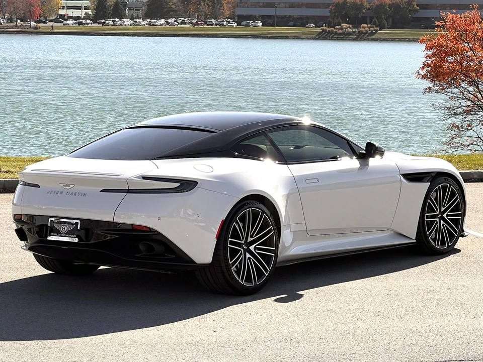 2024 Aston Martin DB12 - Image 14 of 31