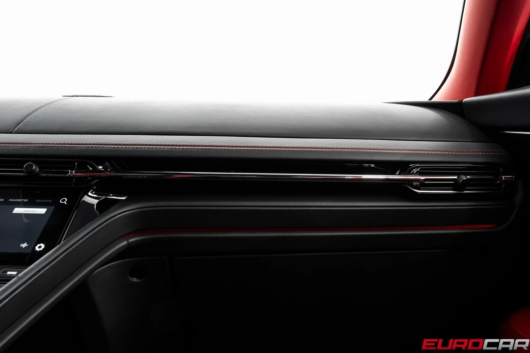 2024 Aston Martin DB12 - Image 29 of 31