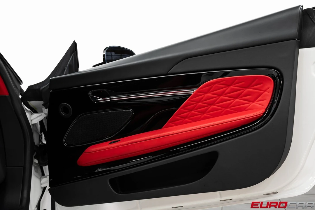 2024 Aston Martin DB12 - Image 21 of 31