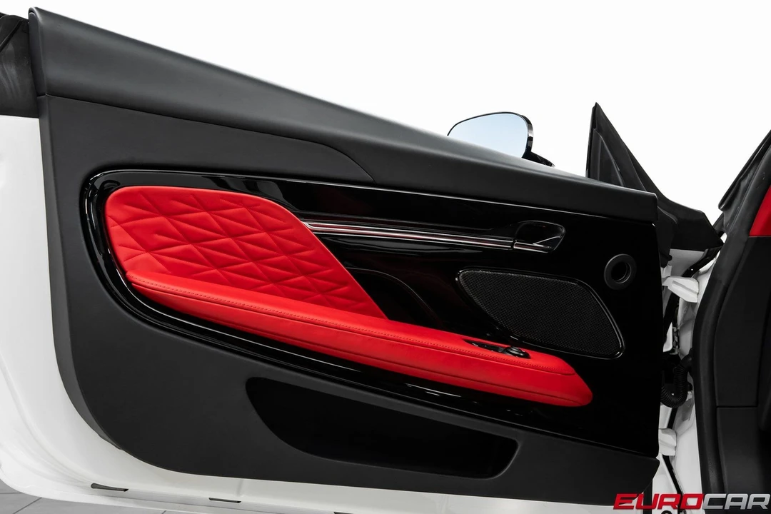 2024 Aston Martin DB12 - Image 22 of 31
