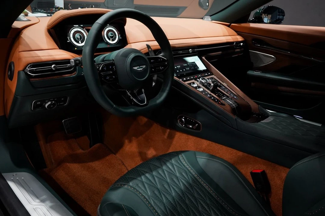 2024 Aston Martin DB12 - Image 26 of 31
