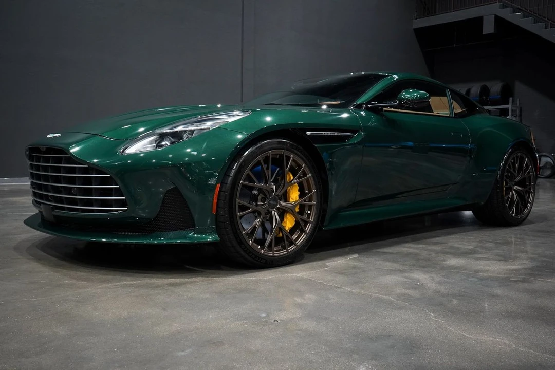 2024 Aston Martin DB12 - Image 10 of 31