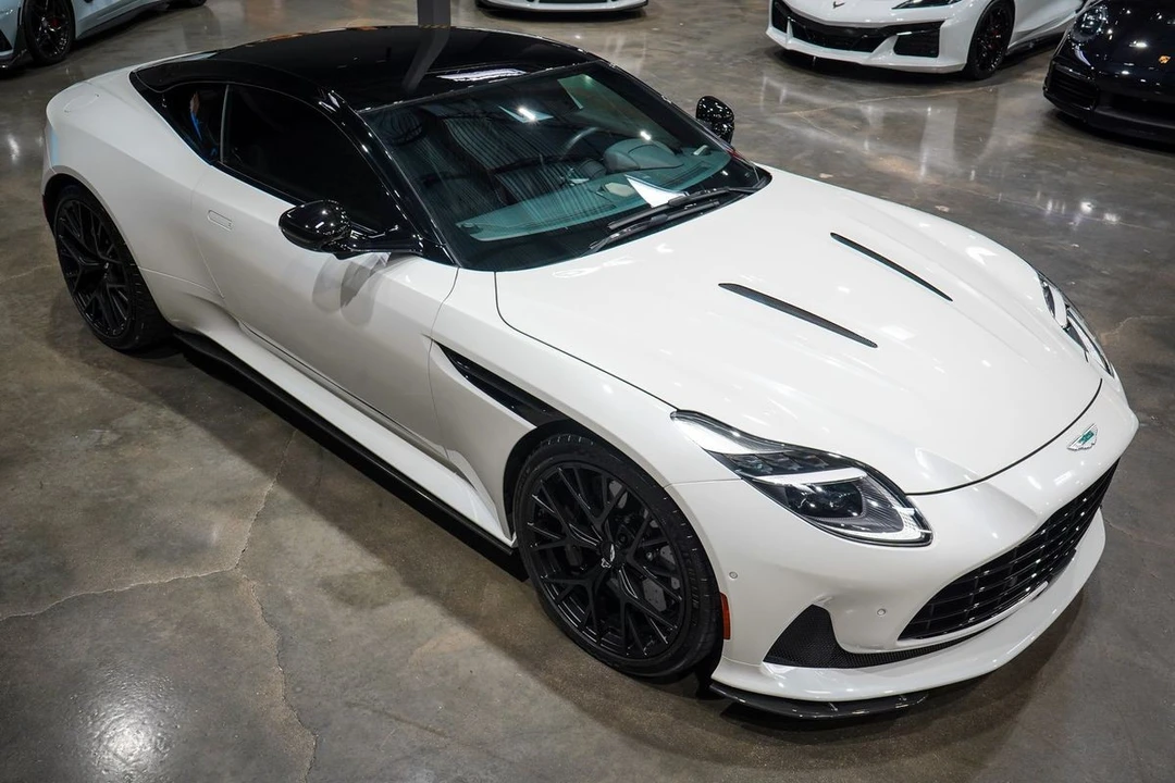 2024 Aston Martin DB12 - Image 18 of 31