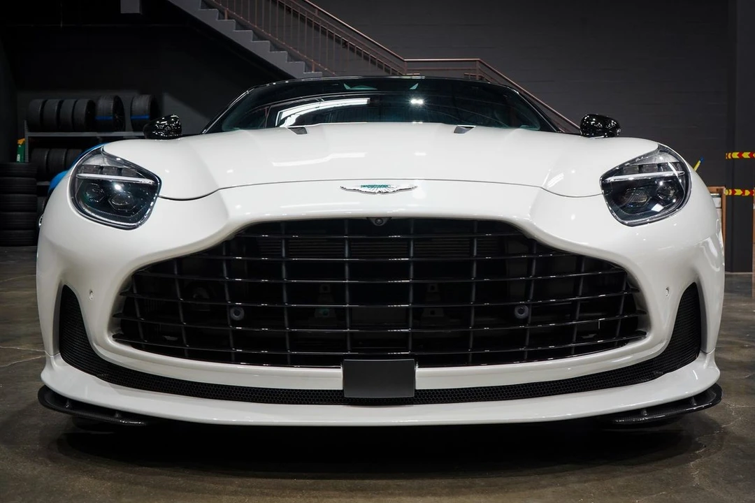 2024 Aston Martin DB12 - Image 9 of 31