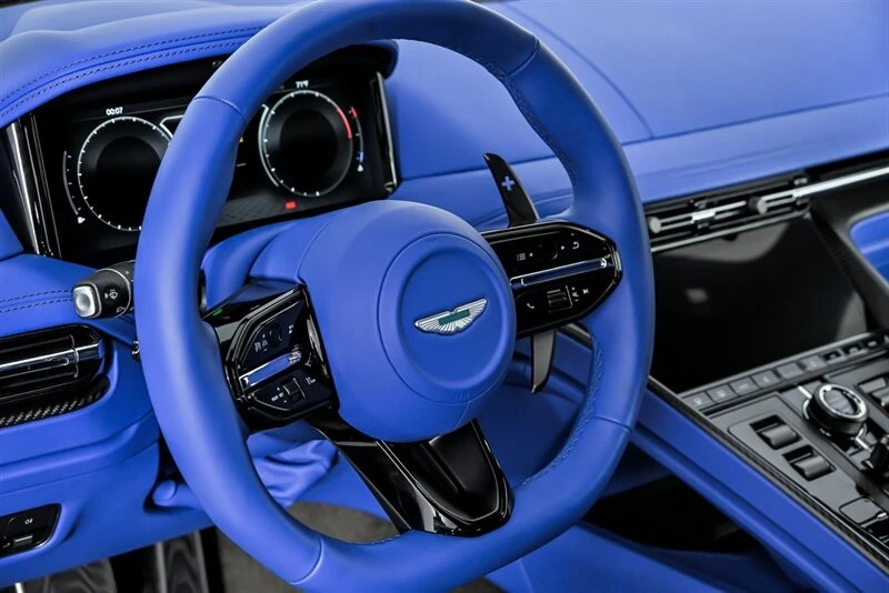 2024 Aston Martin DB12 - Image 25 of 31
