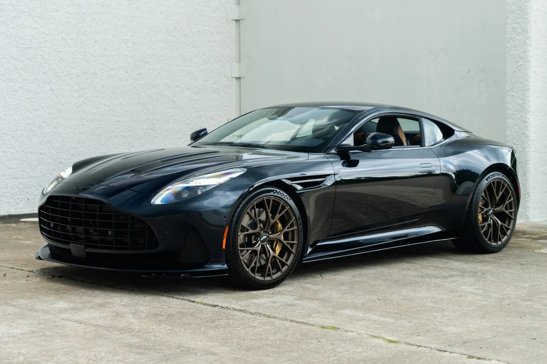 2024 Aston Martin DB12 - Image 7 of 31