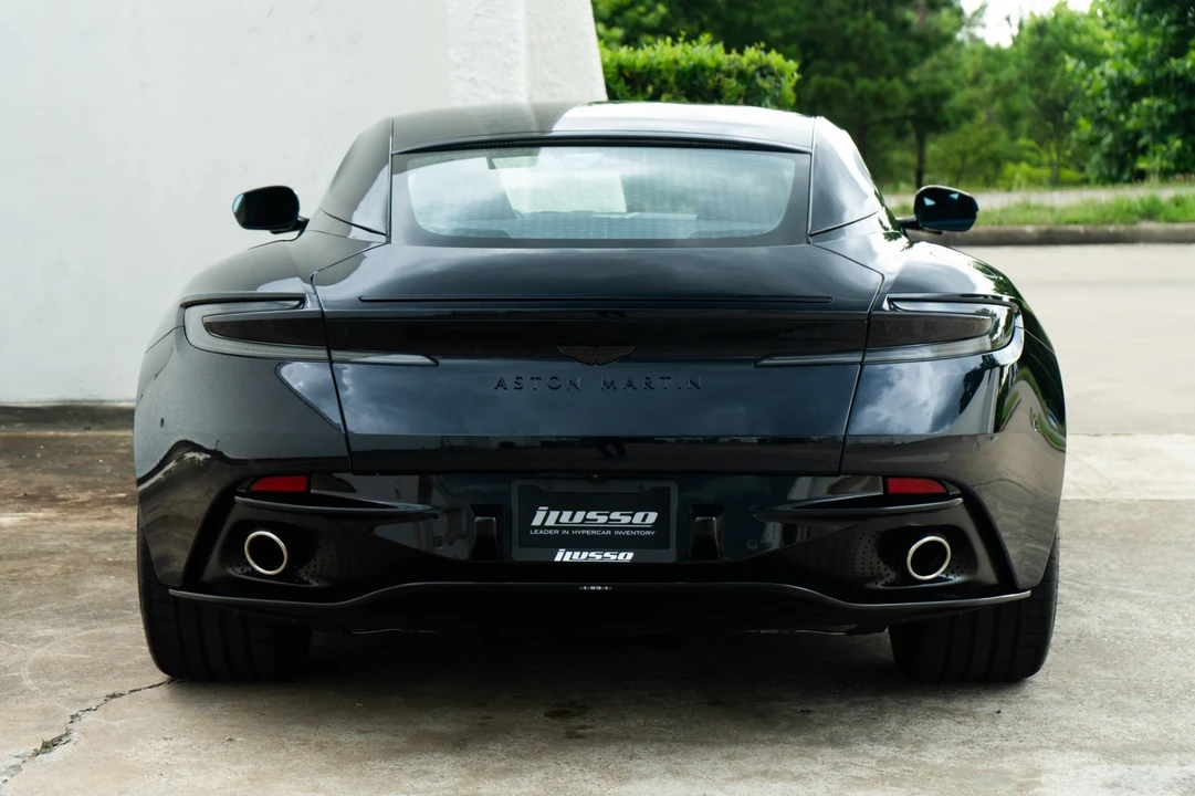 2024 Aston Martin DB12 - Image 14 of 31