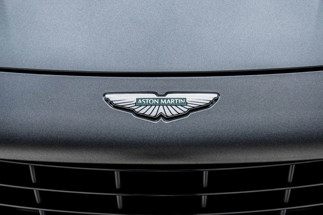 2024 Aston Martin DB12 - Image 21 of 31