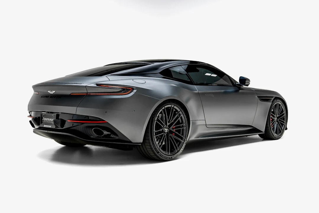 2024 Aston Martin DB12 - Image 2 of 31