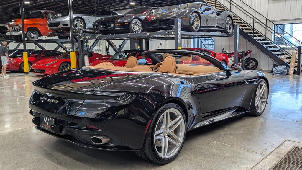 2024 Aston Martin DB12 - Image 7 of 31