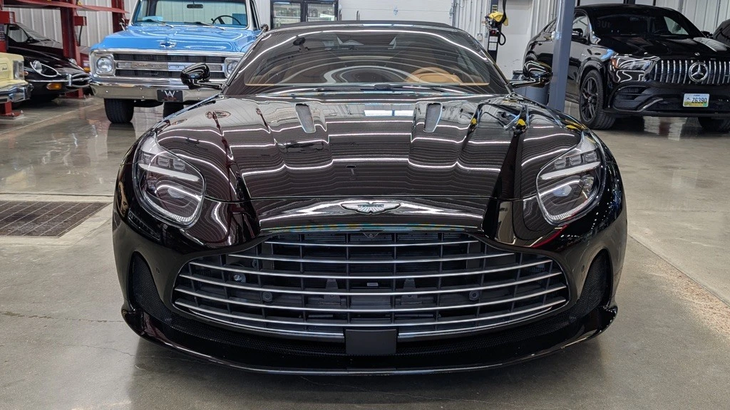 2024 Aston Martin DB12 - Image 10 of 31