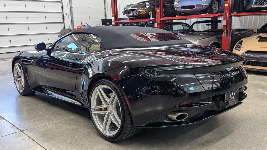 2024 Aston Martin DB12 - Image 13 of 31