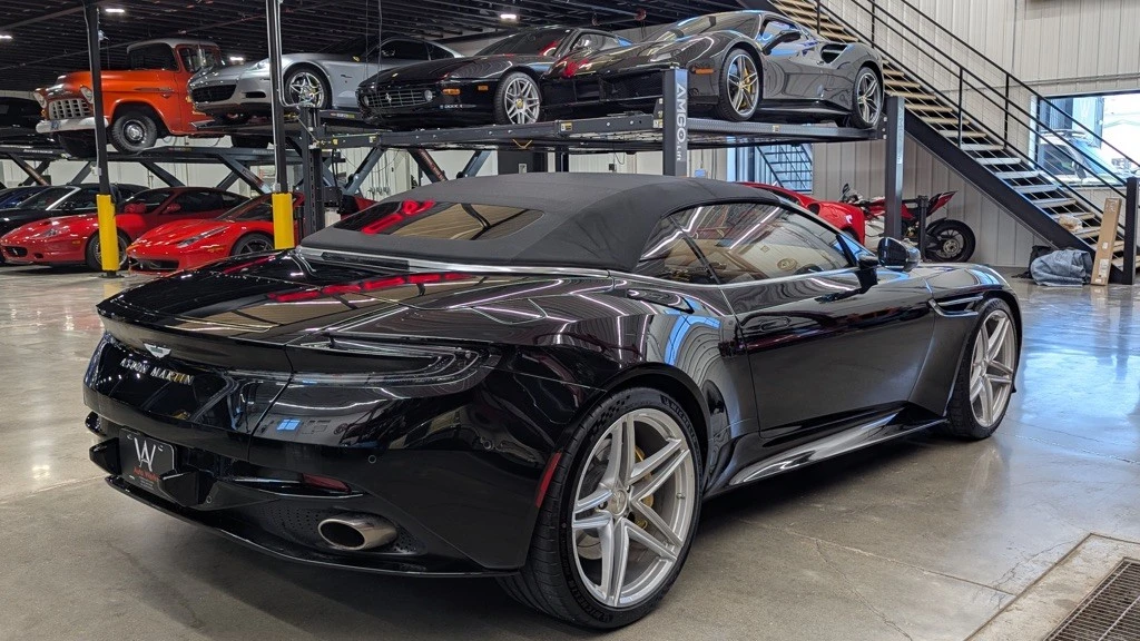 2024 Aston Martin DB12 - Image 15 of 31