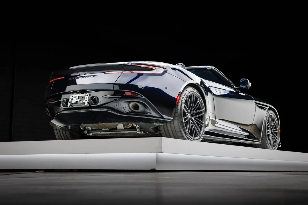 2024 Aston Martin DB12 - Image 21 of 31