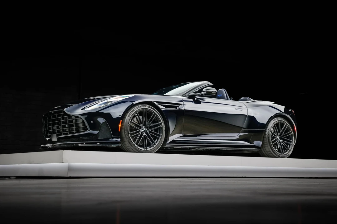 2024 Aston Martin DB12 - Image 4 of 31