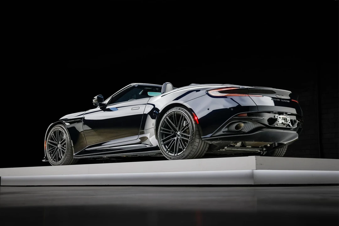 2024 Aston Martin DB12 - Image 29 of 31