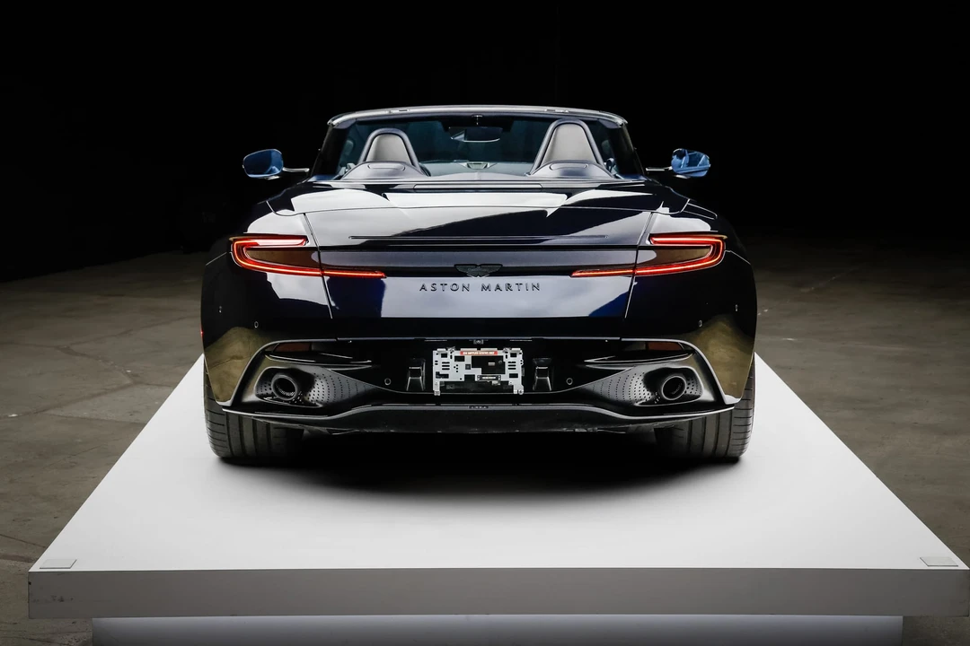 2024 Aston Martin DB12 - Image 23 of 31