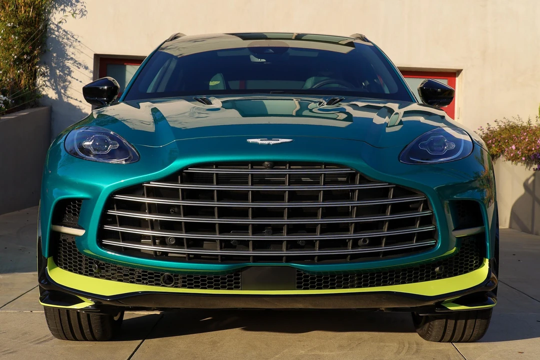 2024 Aston Martin DBX 707 - Image 2 of 30