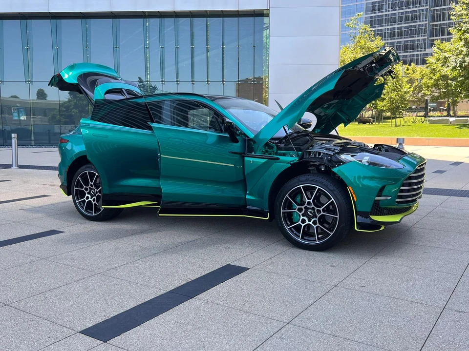 2024 Aston Martin DBX 707 - Image 27 of 30