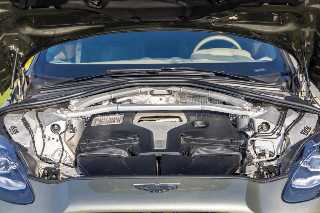 2024 Aston Martin DBX 707 - Image 9 of 10
