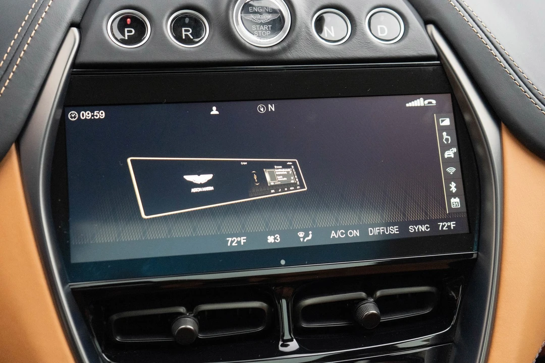 2024 Aston Martin DBX 707 - Image 19 of 31