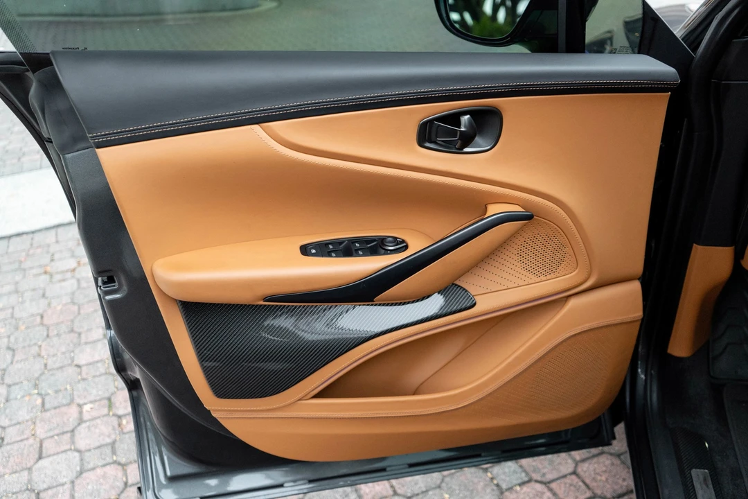 2024 Aston Martin DBX 707 - Image 14 of 31