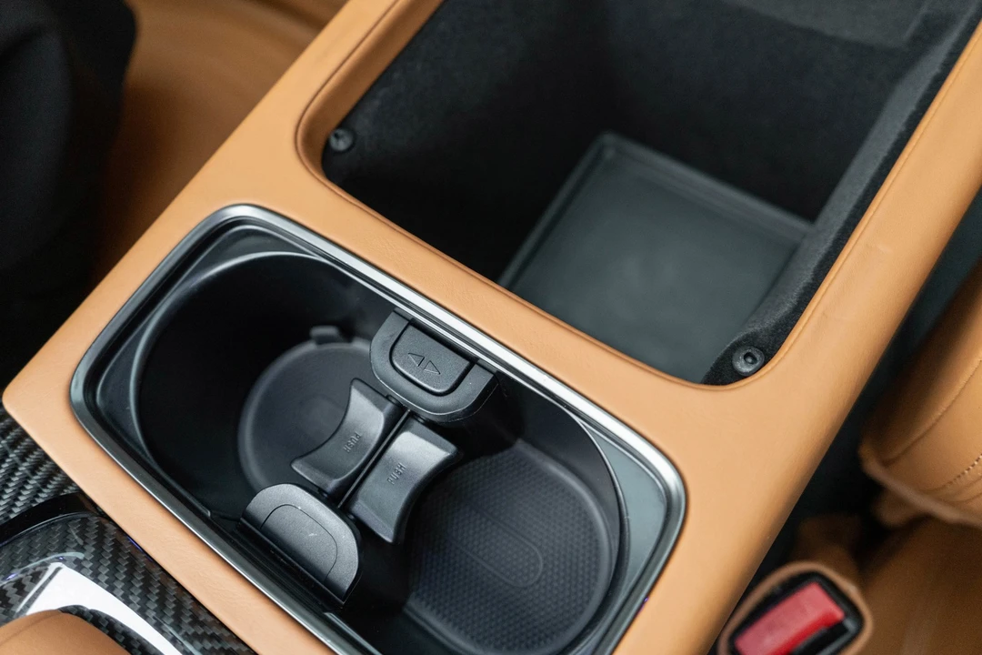 2024 Aston Martin DBX 707 - Image 30 of 31