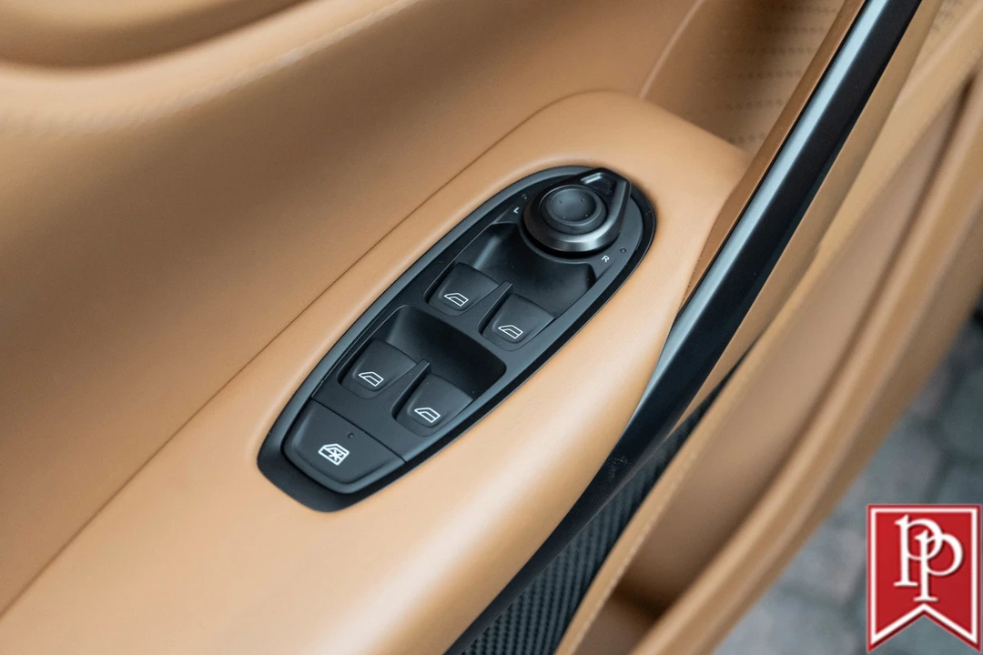 2024 Aston Martin DBX 707 - Image 15 of 21
