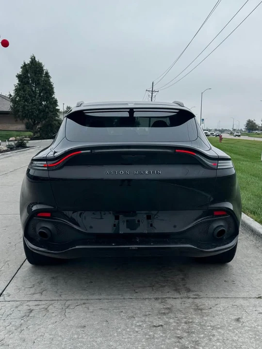 2024 Aston Martin DBX - Image 4 of 20
